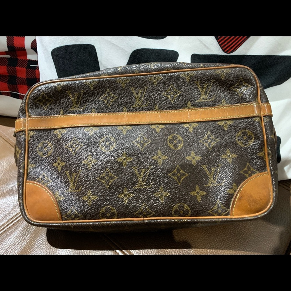We have a ton toiletry bag